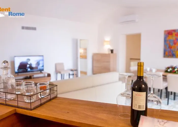 Rent In דירה *